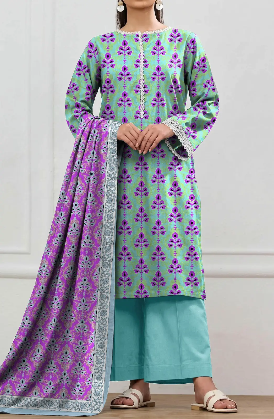 3 Pcs Women's Unstitched Printed Suit